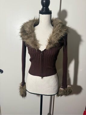 🤎✨ Fashion Nova Furever Feeling Faux Fur Cropped Cardigan – Chocolate/Combo ✨🤎